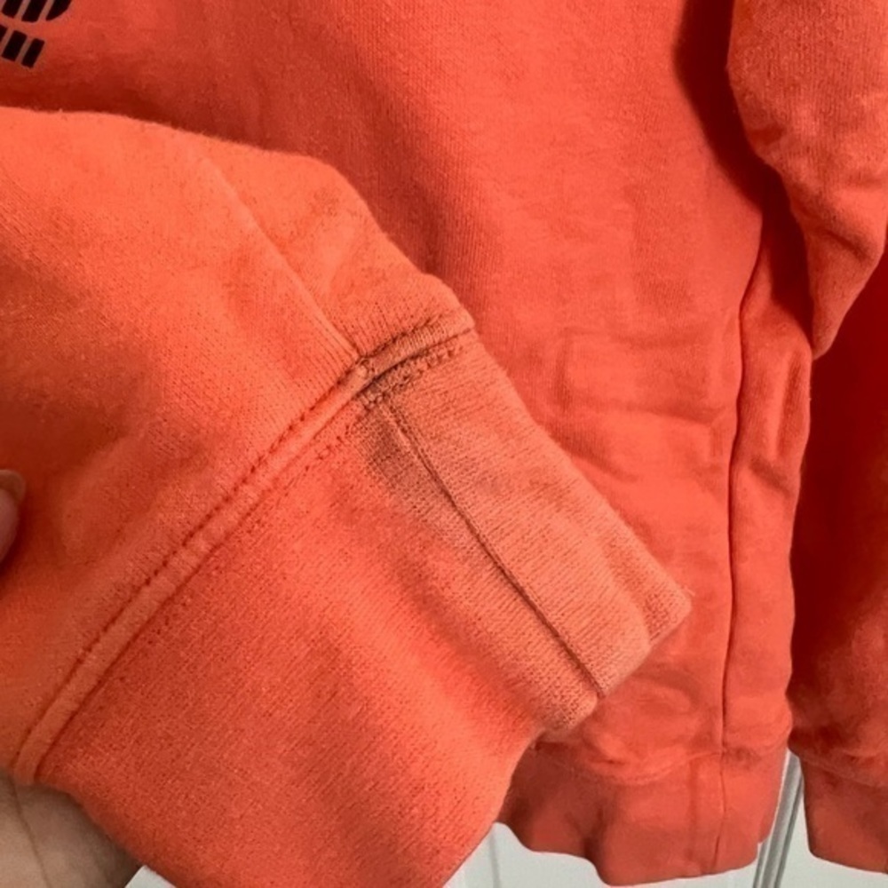 Women’s The North Face sweatshirt hoodie. Size medium. - Picture 6 of 6